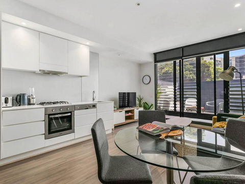 PERFECTLY PRAHRAN - Your Mecca Of Social And Style - Accommodation in Bendigo 0