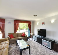 Pet Friendly - Family Holiday Home - Pets Welcome - Accommodation in Bendigo