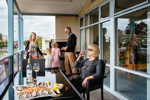 Port Lincoln Foreshore Apartments - Accommodation in Bendigo 2
