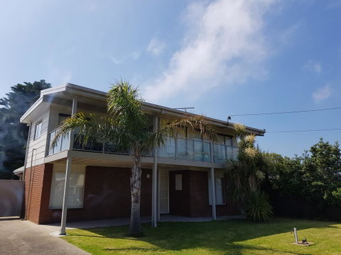 Portarlington Beach Shack 50 Metres To The Water - Accommodation in Bendigo 0