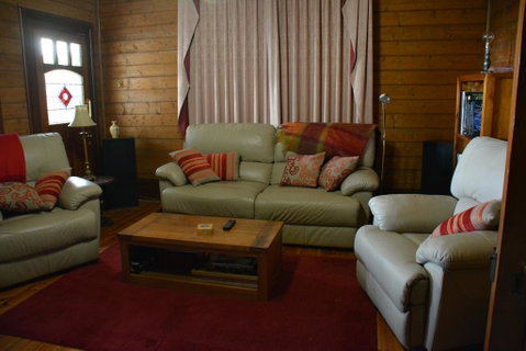 Portarlington Vicarage - Accommodation in Bendigo 3