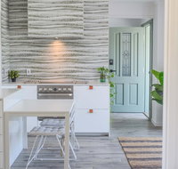 Quiet Pet Friendly Home 3 houses to beach entry with Private Pool Walk to Shops - Accommodation in Bendigo