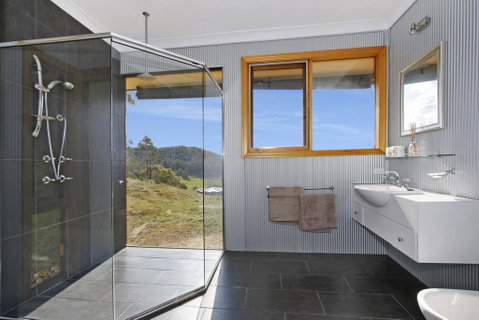 Quins Gap Private Retreat - Accommodation in Bendigo 2