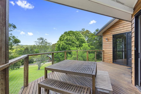 Ravensbourne Escape- Rose Alyce - Accommodation in Bendigo 3