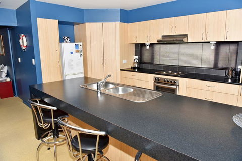Redbill Drive House - Accommodation in Bendigo 0