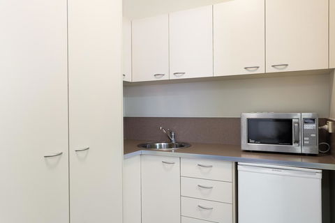 Redcliffe Motor Inn - Accommodation in Bendigo 1