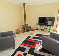 Relax and Unwind in Badgee - Accommodation in Bendigo