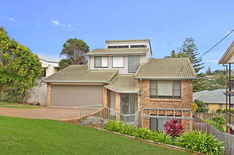 Relax At Lighthouse 4 Lighthouse Road - Accommodation in Bendigo 2