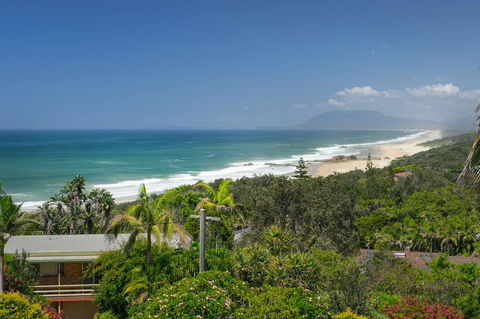 Relax At Lighthouse 4 Lighthouse Road - Accommodation in Bendigo 1