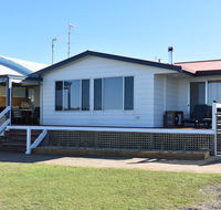 Rising Tide Beach House - Accommodation in Bendigo
