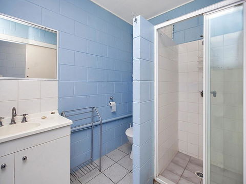 Roderick Street 52, Moffat Beach - Accommodation in Bendigo 1