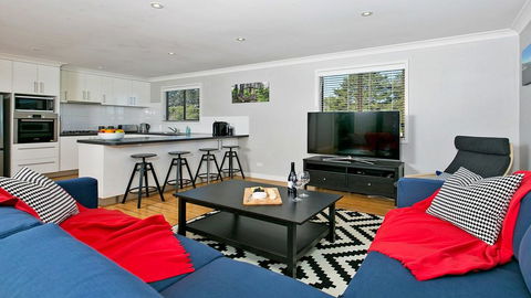 Rosella House Robertson - A Tranquil Highlands Escape - Accommodation in Bendigo 1