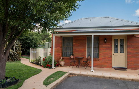 Ross Motel - Accommodation in Bendigo 0