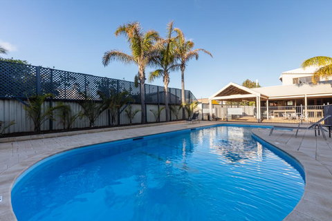 Sails Geraldton Accommodation - Accommodation in Bendigo 0