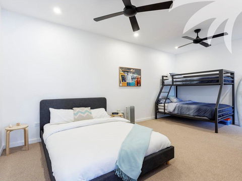 Seashells Lakeside Holiday Perfection - Accommodation in Bendigo 1