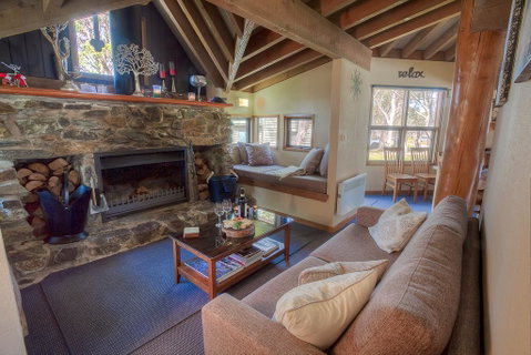 Sharpys Chalet - Accommodation in Bendigo 2