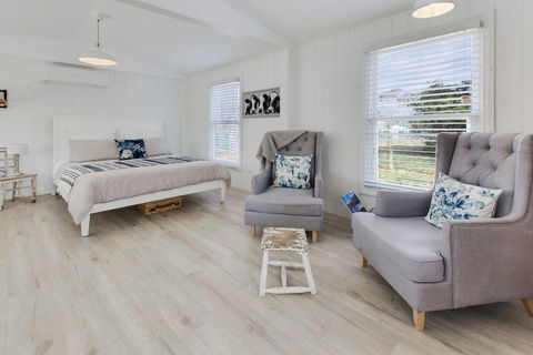 Shearers Cottage - Pet Friendly Holiday Accommodation - Accommodation in Bendigo 0