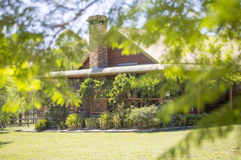 Silky Oak Cottage - Accommodation in Bendigo 0