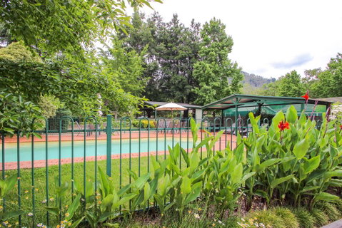 Silver Birches Holiday Unit 1 - Accommodation in Bendigo 0