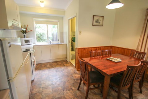 Silver Birches Holiday Unit 10 - Accommodation in Bendigo 1