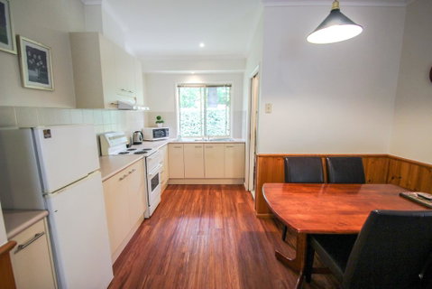 Silver Birches Holiday Unit 2 - Accommodation in Bendigo 3