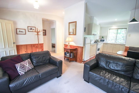 Silver Birches Holiday Unit 2 - Accommodation in Bendigo 1