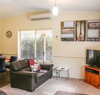 Silver Birches Holiday Village  Unit 8 - Accommodation in Bendigo