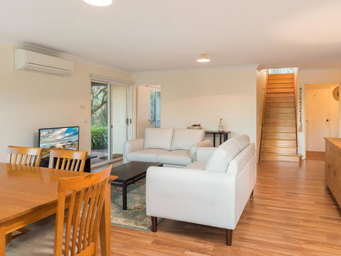 Sky Mirror Cottage - Accommodation in Bendigo 2