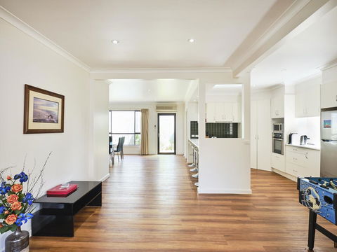Skymirror Villa - Accommodation in Bendigo 0