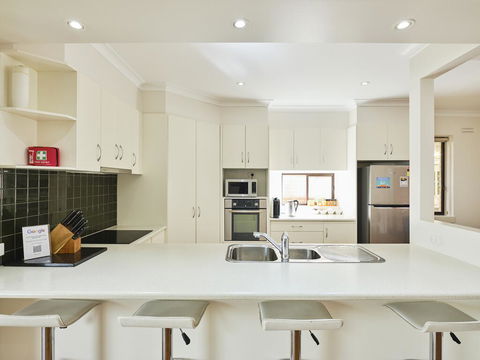 Skymirror Villa - Accommodation in Bendigo 1