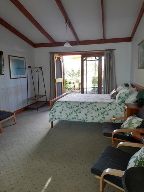 Sleepy Hollow Hideout (Hidout 2) - Accommodation in Bendigo 2