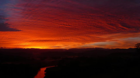 Snowy Mountain Holidays - Accommodation in Bendigo 1