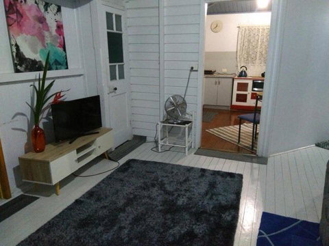 Spacious Apartment - Accommodation in Bendigo 2