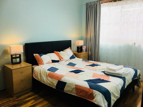 Spacious Townhouse In Wollongong - Accommodation in Bendigo 0