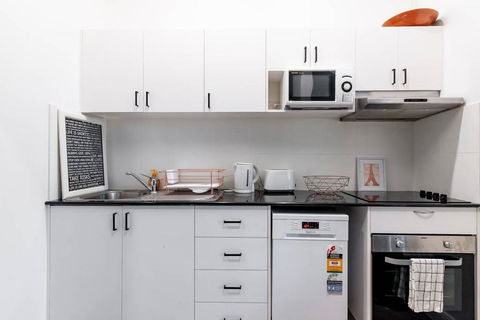 Spacious Woolloomooloo Apartment In Great Location - Accommodation in Bendigo 2