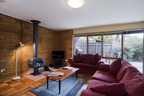 Split Point Cottages - Accommodation in Bendigo 0