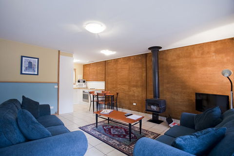 Split Point Cottages - Accommodation in Bendigo 3