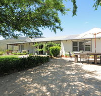 Spring Grove Dairy - Picturesque views - Accommodation in Bendigo