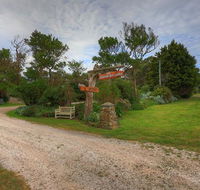 Stanley Lakeside Spa Cabins - Accommodation in Bendigo