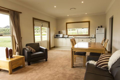 Stay Bathurst - Accommodation in Bendigo 1