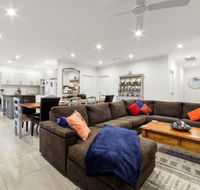 StayCentral - Rosanna Luxurious Mansion - Accommodation in Bendigo