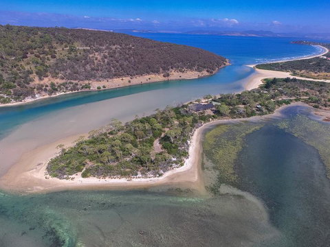 Steeles Island Retreat - Accommodation in Bendigo 1