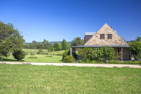 Stone Cottage - Accommodation in Bendigo 2