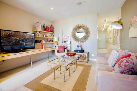 Stylish 1 Bedroom Apartment Amazing City Views - Accommodation in Bendigo 2