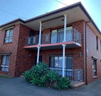 Stylish Bedroom in Bentleigh East - Accommodation in Bendigo