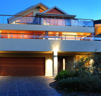 Sundecks - Accommodation in Bendigo