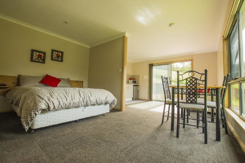 Sunny Gum - Accommodation in Bendigo 3