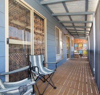 Surf and Sunsets Beach Holiday Home Mandurah - Accommodation in Bendigo