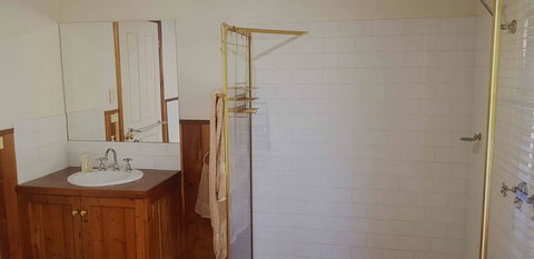 Tall Trees Retreat - Accommodation in Bendigo 3