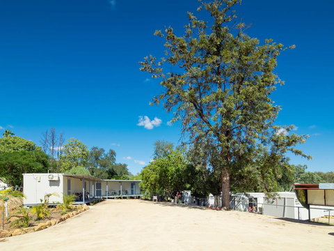 Taroom Caravan & Tourist Park - Accommodation in Bendigo 3